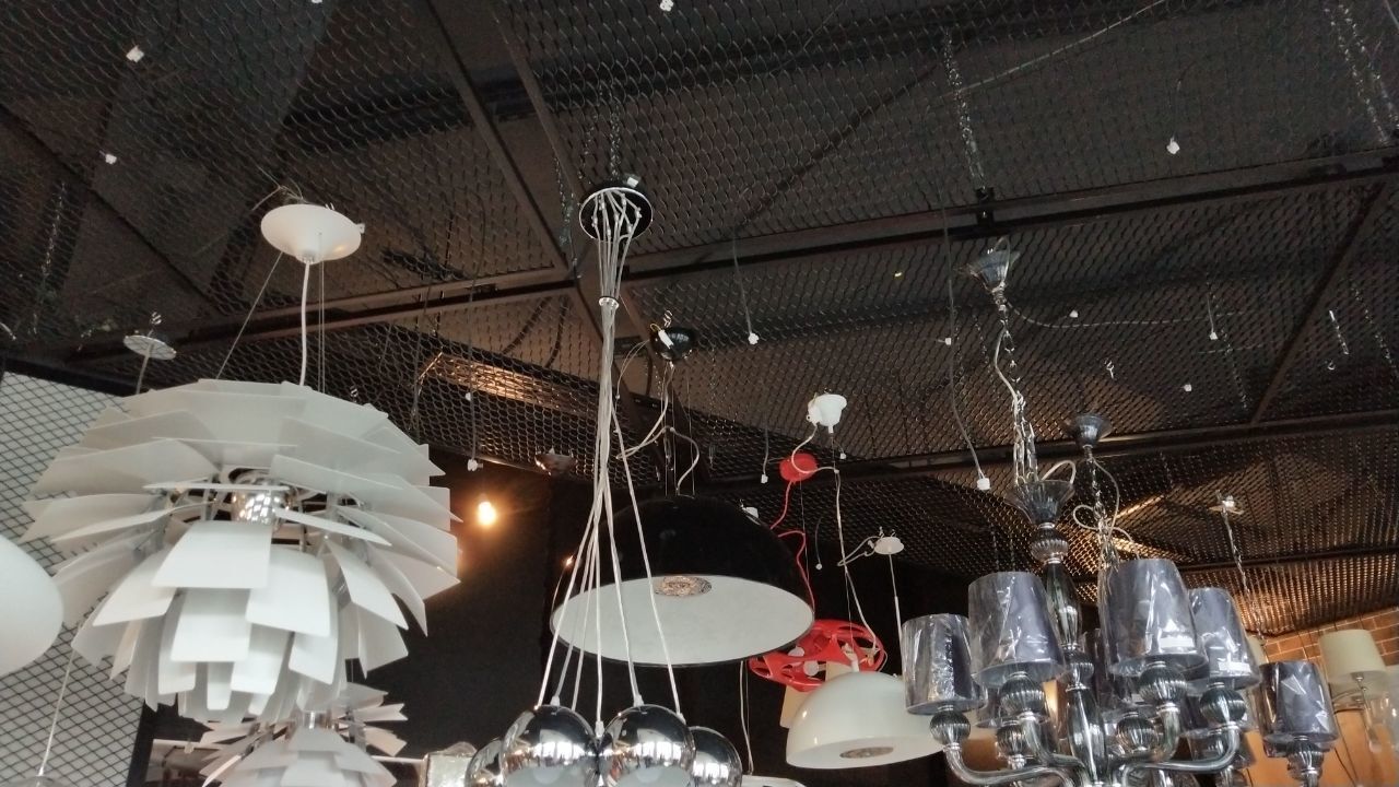 Потолок из сетки