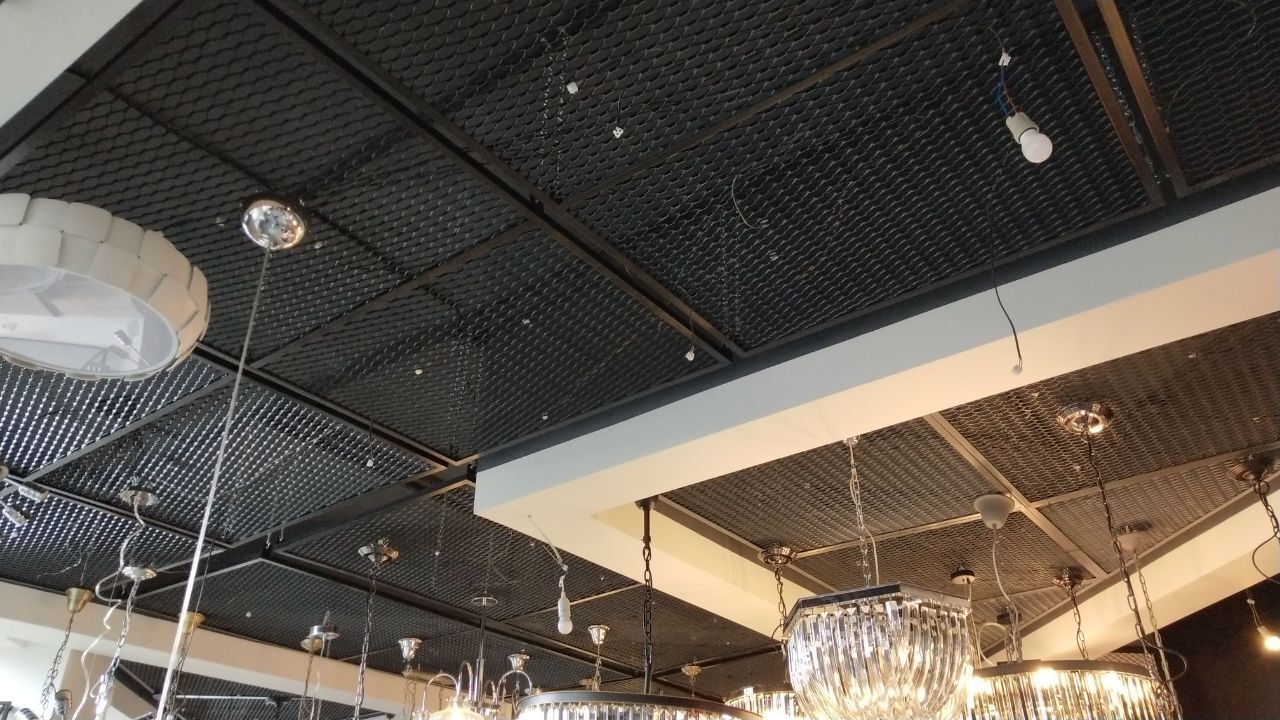 Потолок из сетки